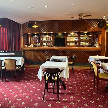 The Stromness Hotel Bagian luar foto