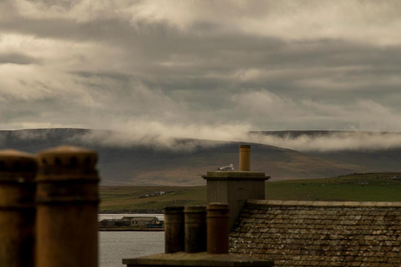 The Stromness Hotel Bagian luar foto