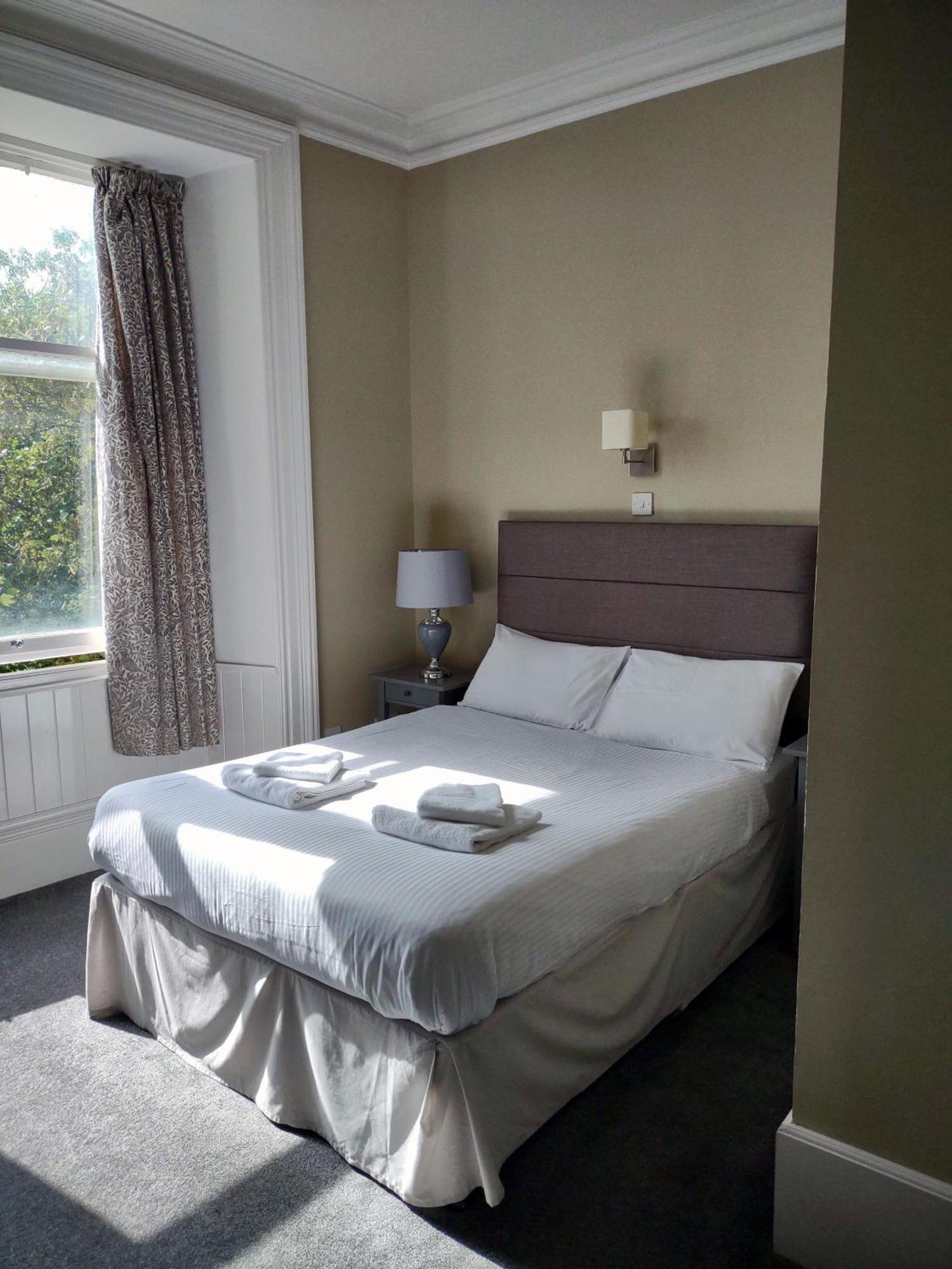 The Stromness Hotel Bagian luar foto