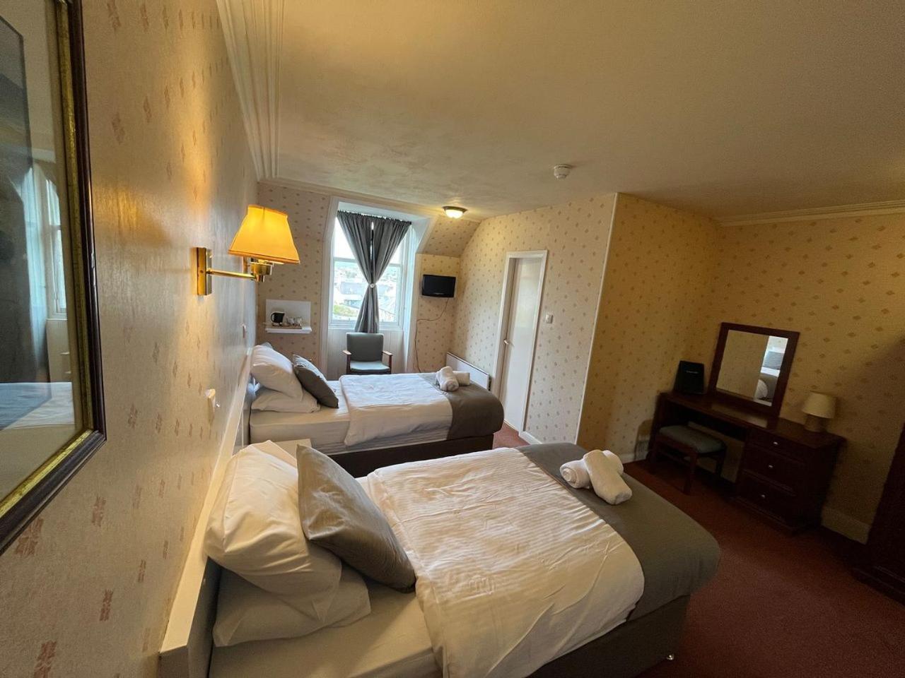 The Stromness Hotel Bagian luar foto