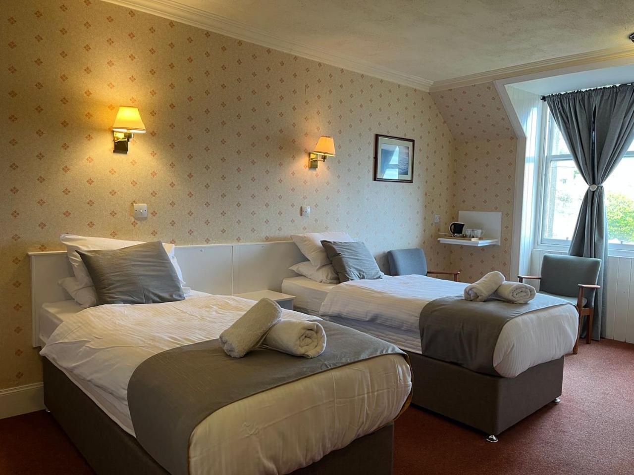 The Stromness Hotel Bagian luar foto