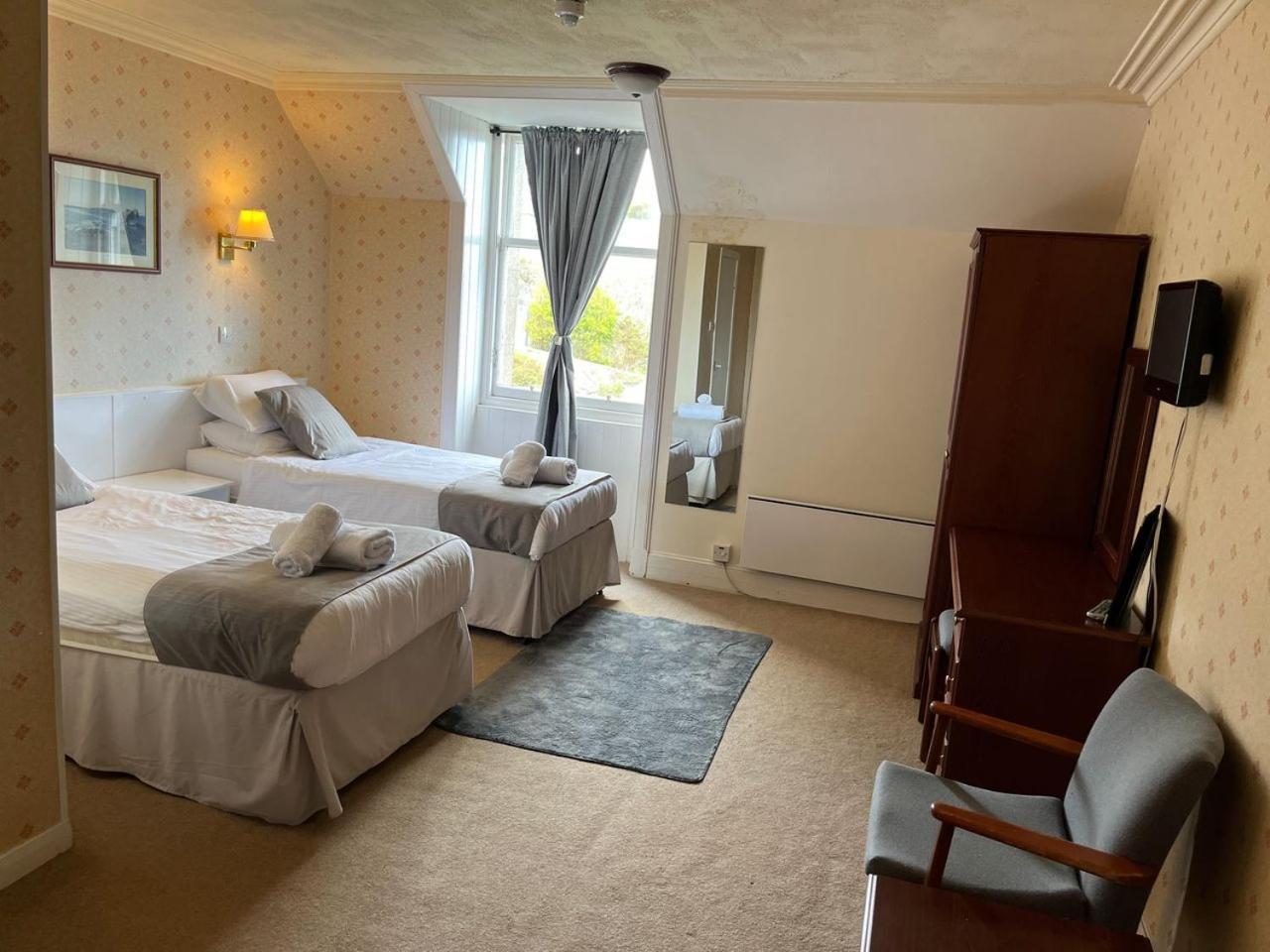 The Stromness Hotel Bagian luar foto