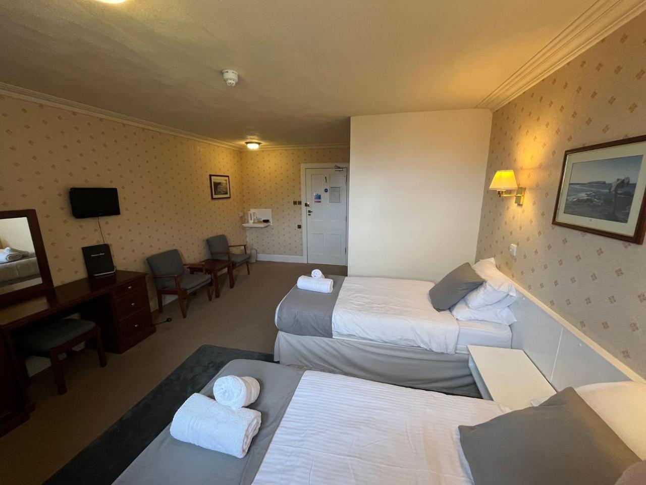 The Stromness Hotel Bagian luar foto