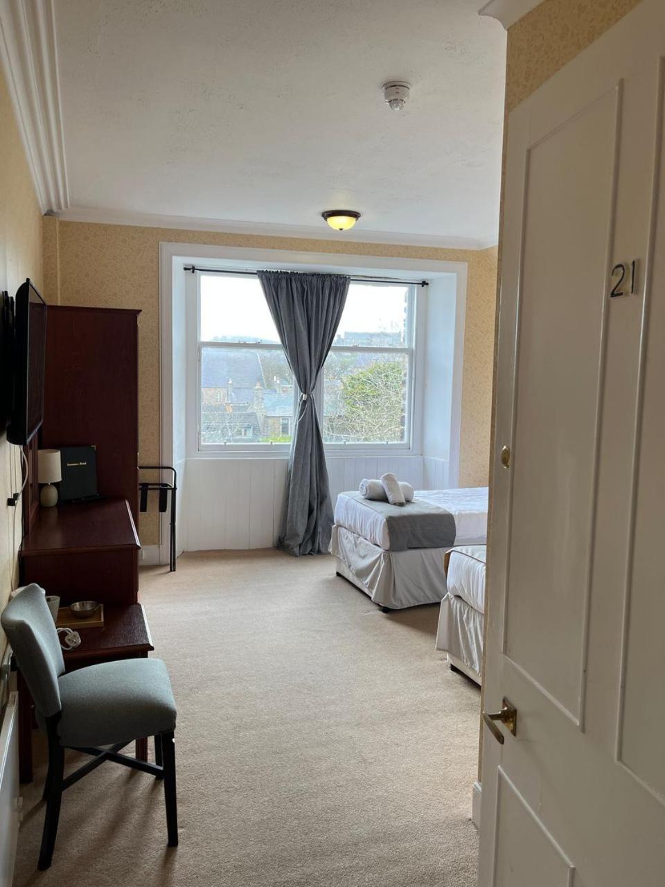 The Stromness Hotel Bagian luar foto