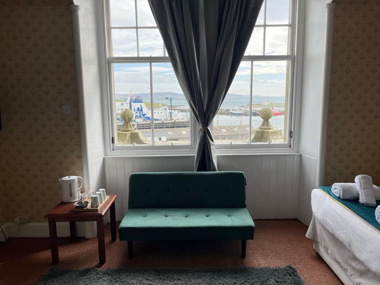 The Stromness Hotel Bagian luar foto