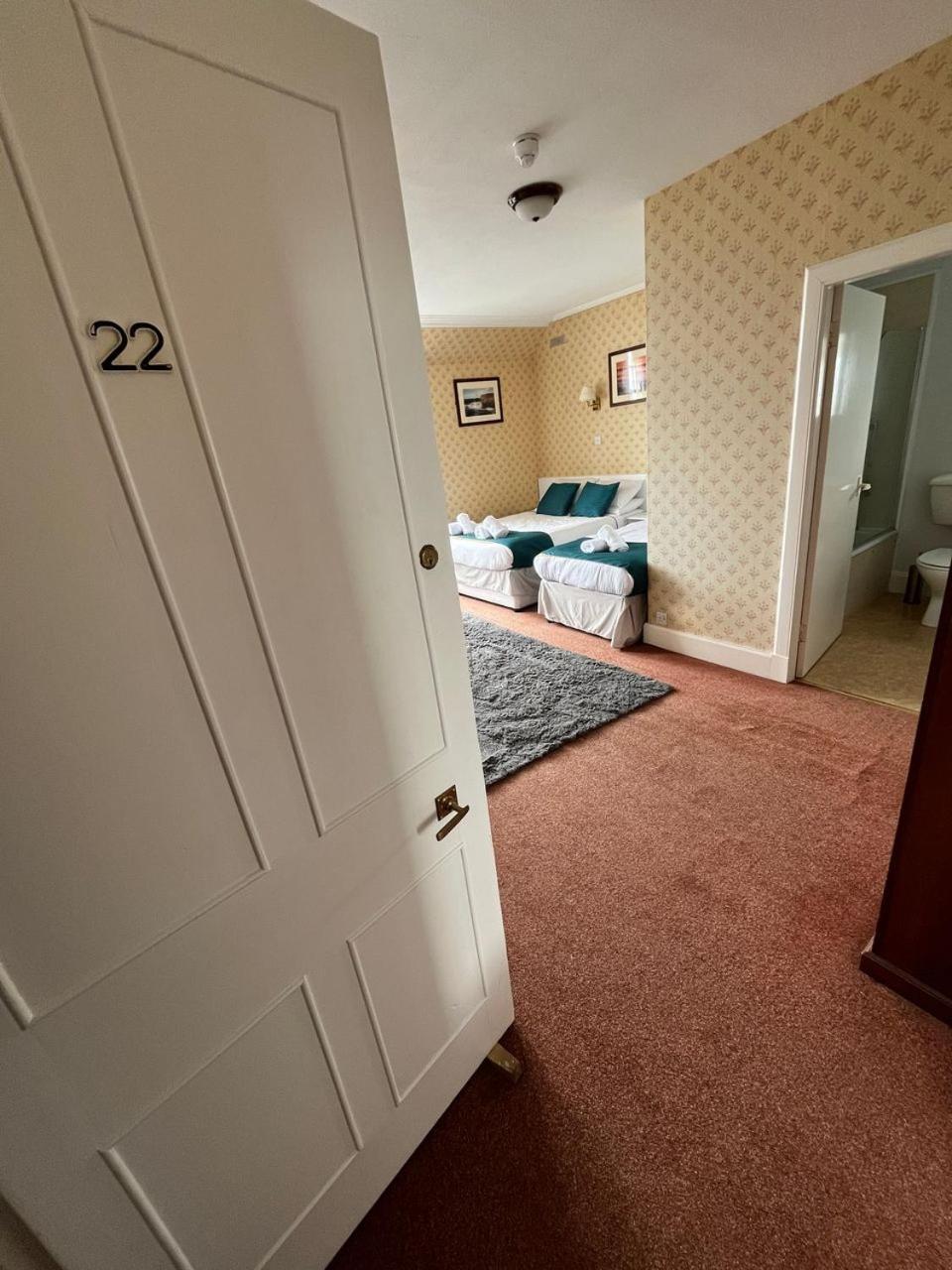 The Stromness Hotel Bagian luar foto