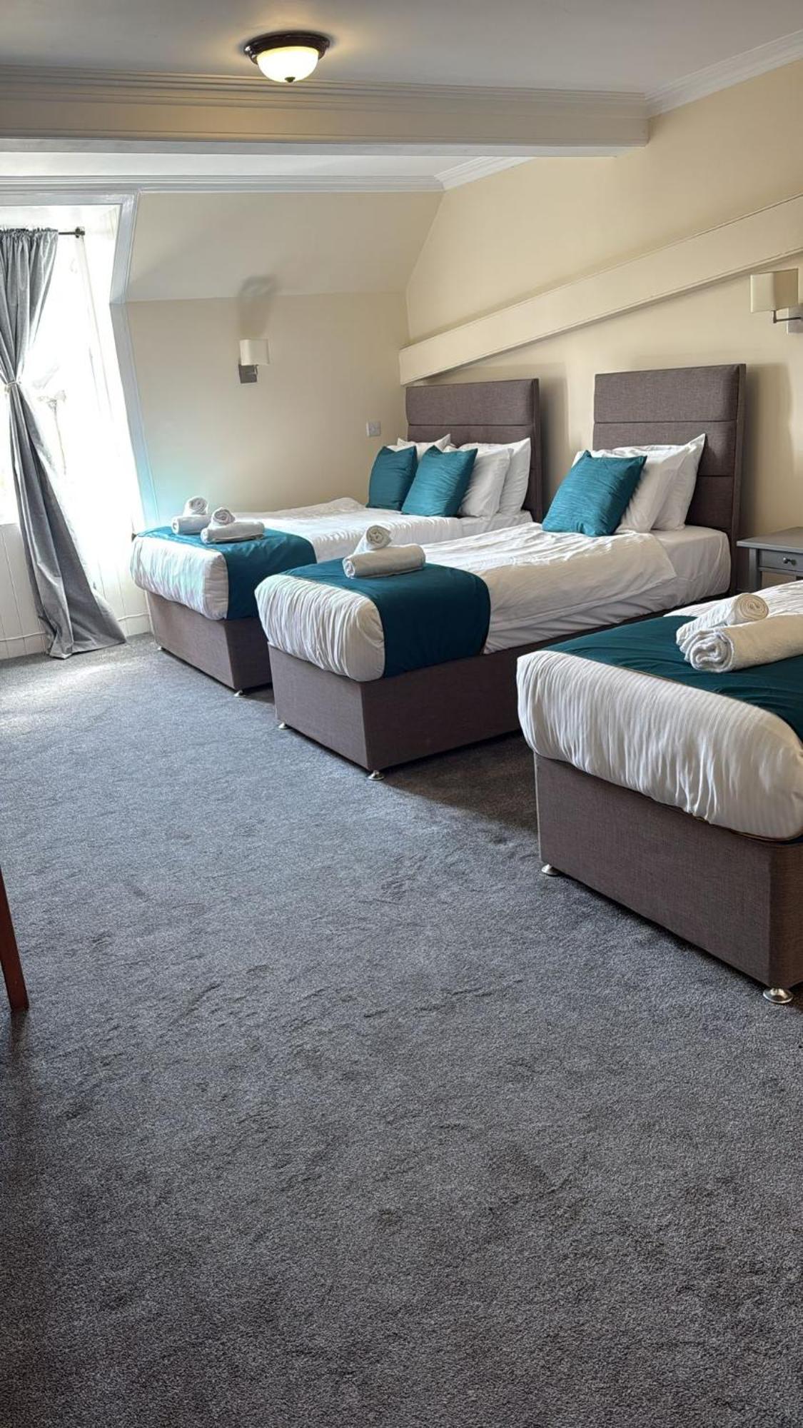 The Stromness Hotel Bagian luar foto