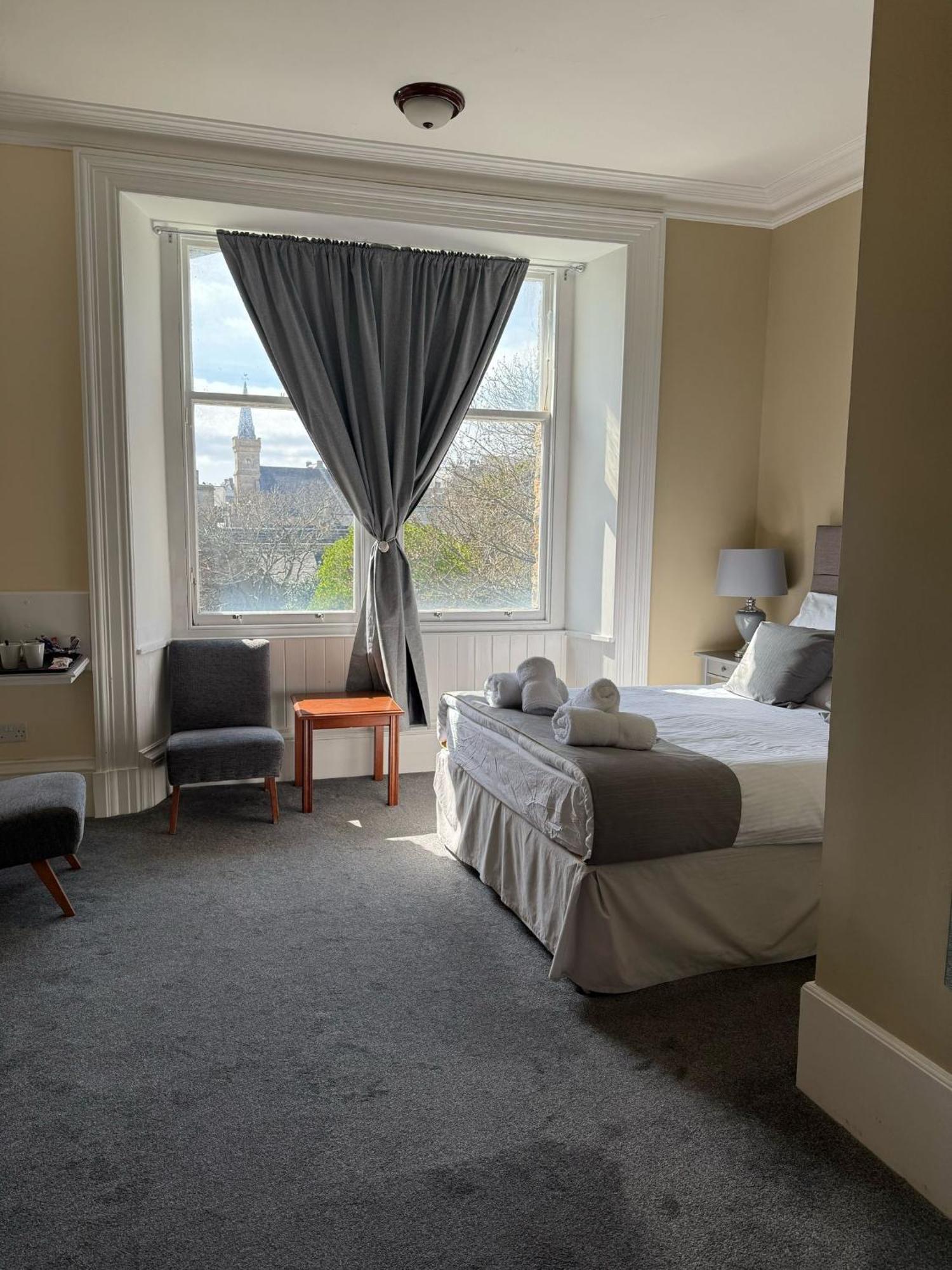 The Stromness Hotel Bagian luar foto