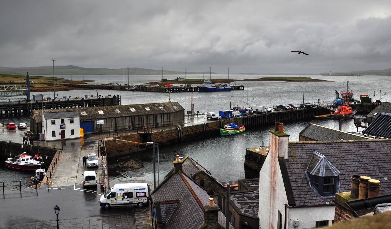 The Stromness Hotel Bagian luar foto